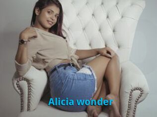Alicia_wonder