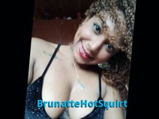 BrunatteHotSquirt