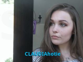 CLAUDIAhotie
