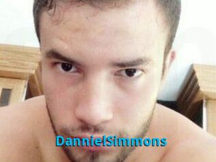 Danniel_Simmons