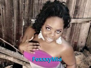 FoxxxyMia