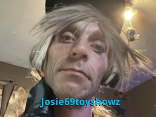 Josie69toyshowz