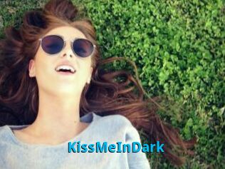 KissMeInDark