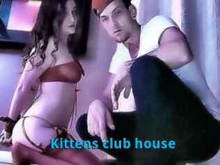 Kittens_club_house