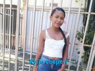 Kylie_cooperr