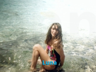 Luna_Taylor