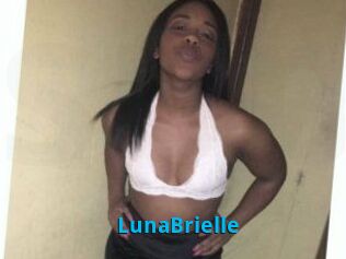 Luna_Brielle
