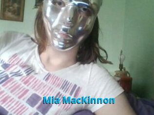 Mia_MacKinnon