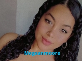 Megaanmoore