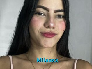 Miiaaxx