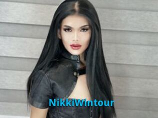 NikkiWintour