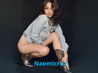 Naomicruz