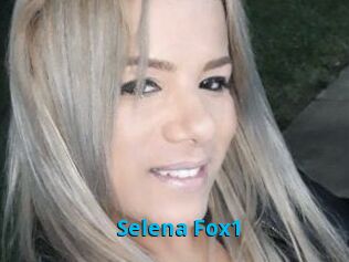 Selena_Fox1