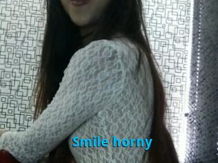 Smile_horny