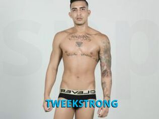 TWEEKSTRONG