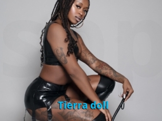 Tierra_doll