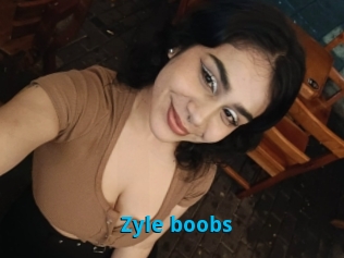 Zyle_boobs